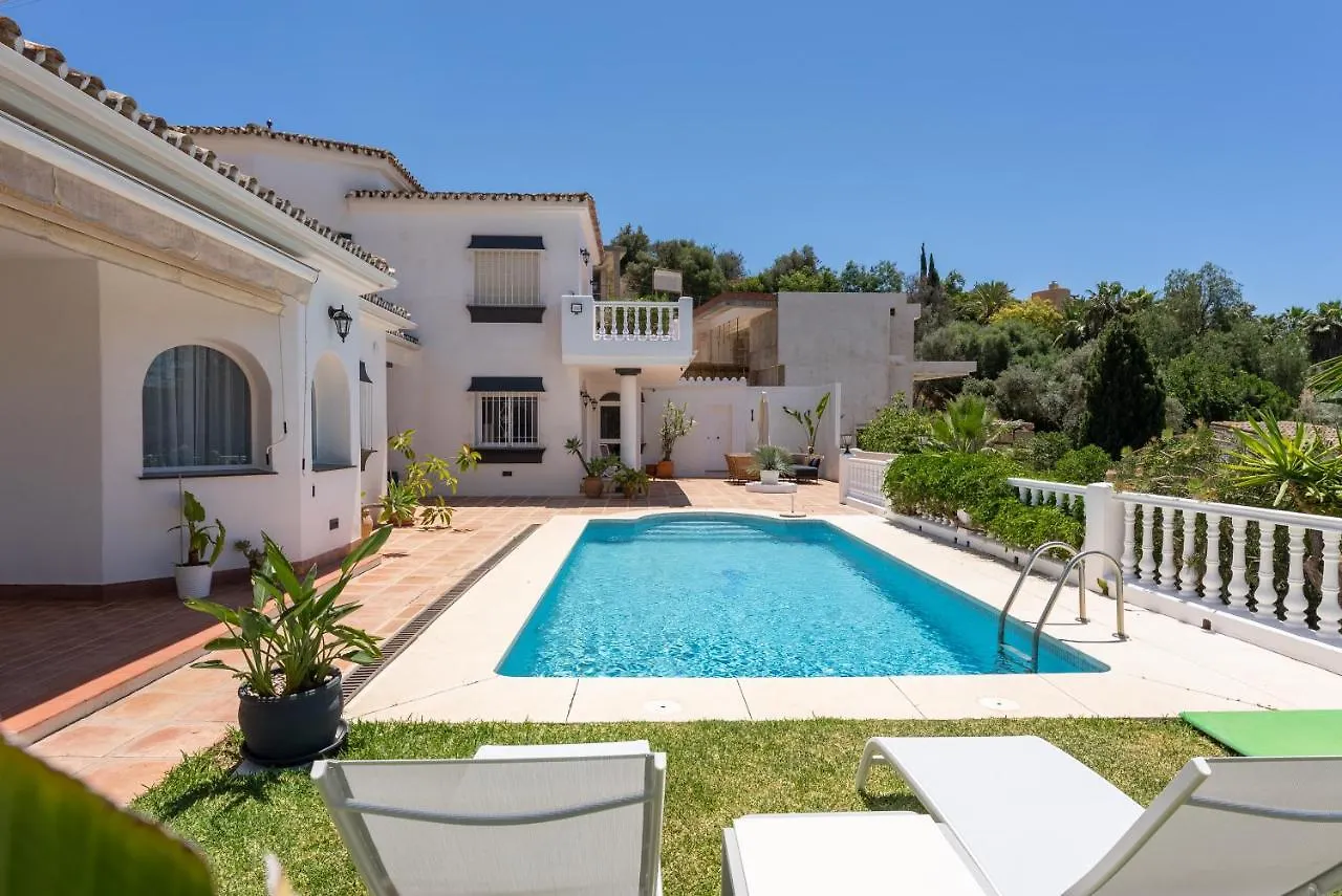 Luxurious Villa Close To Sea And Golf Marbella