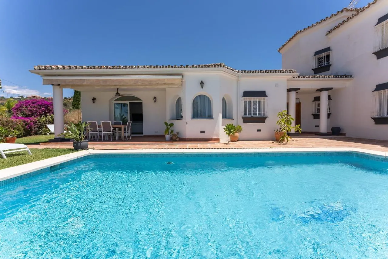 Luxurious Villa Close To Sea And Golf Marbella