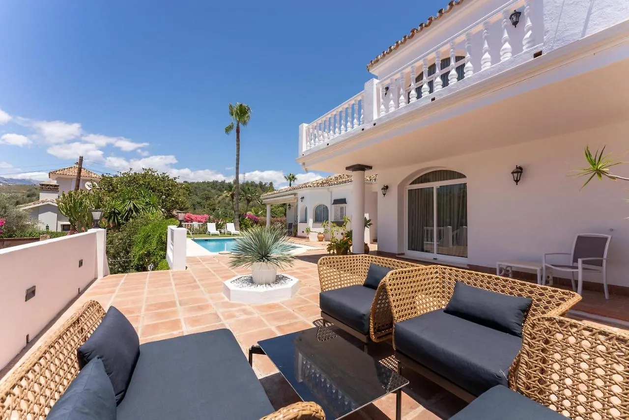 Luxurious Villa Close To Sea And Golf Marbella
