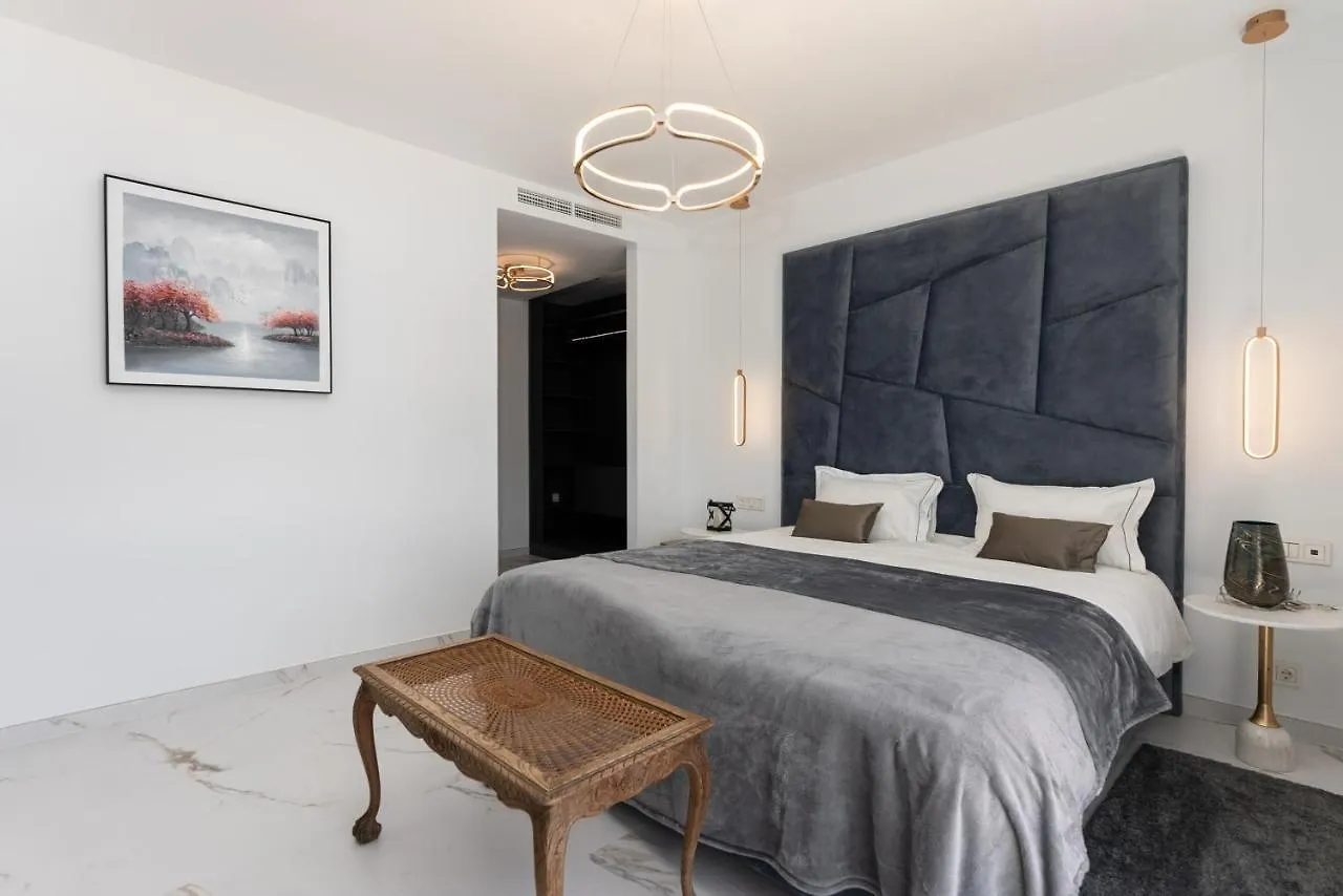 Luxurious Villa Close To Sea And Golf Marbella 0*,